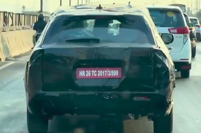 Maruti Grand Vitara 7-seater spied with e Vitara design cues